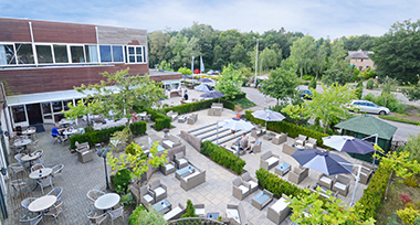 Terras van Fletcher Hotel-Restaurant De Zeegser Duinen