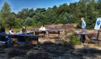 Buiten vergaderen bij Fletcher Hotel-Restaurant De Zeegser Duinen